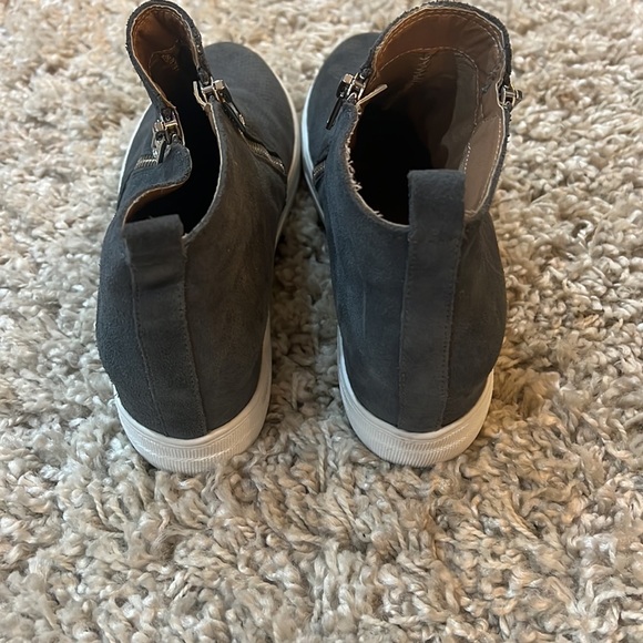 Steve Madden shoes size 8 1/2 worn once - Picture 3 of 3
